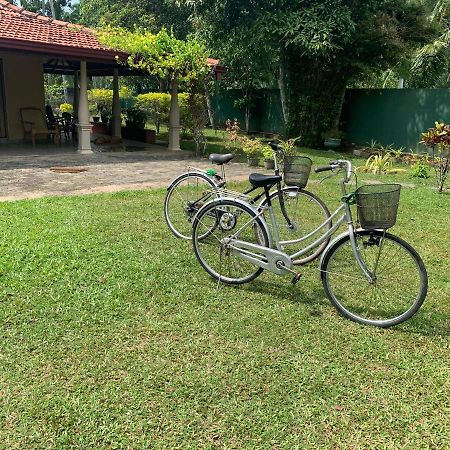 Bentota Villa Luaran gambar